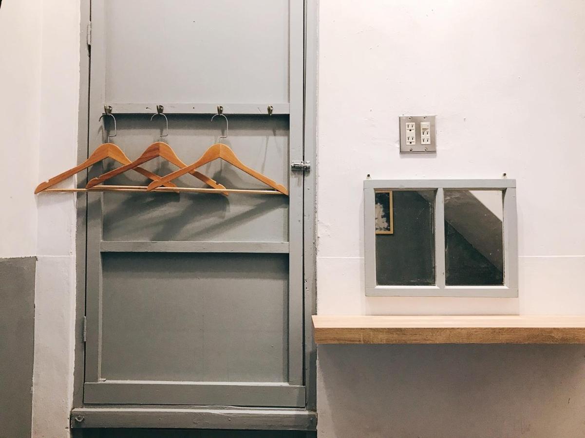 Awaken travellers Inn Tainan Buitenkant foto