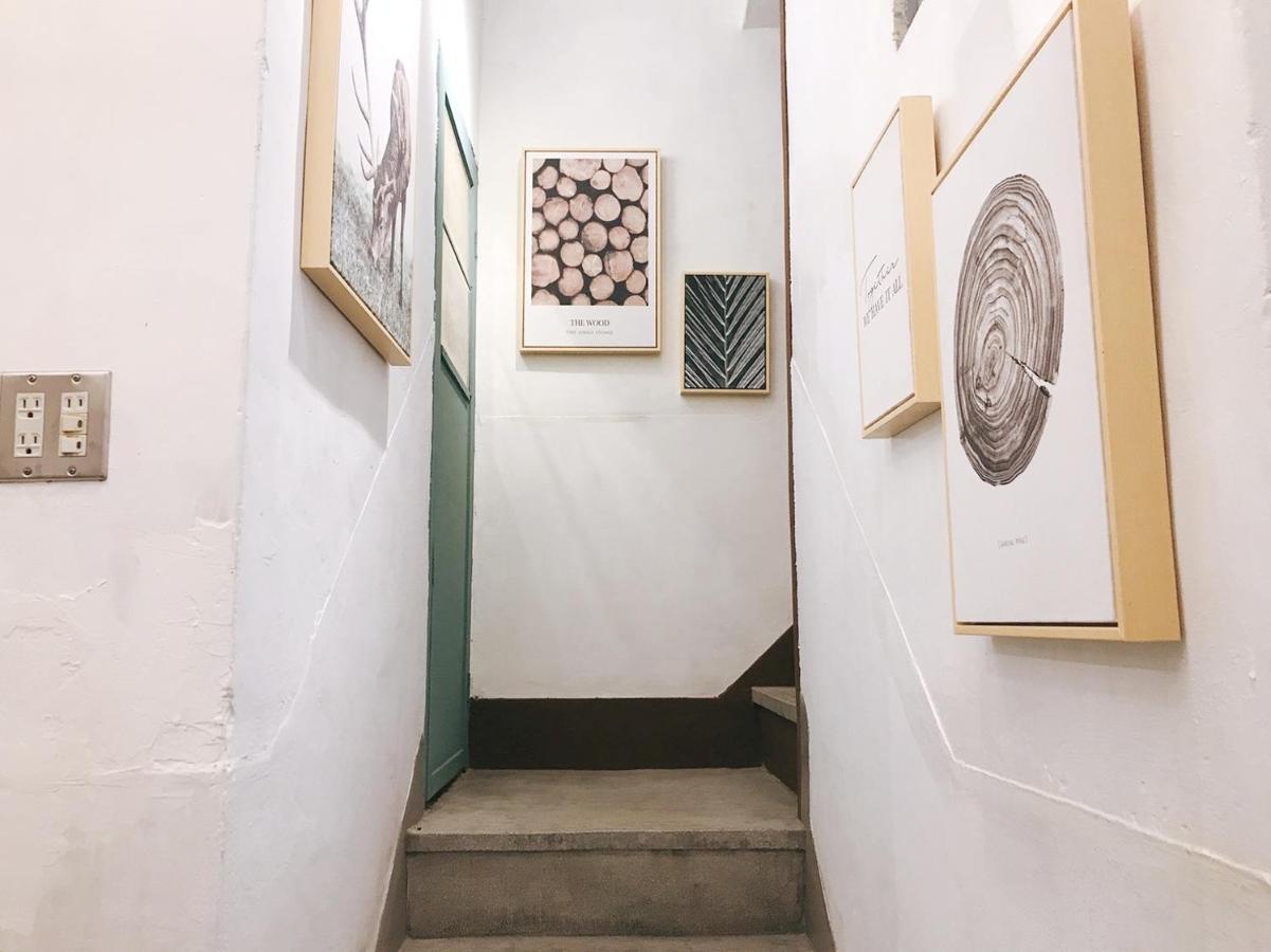 Awaken travellers Inn Tainan Buitenkant foto